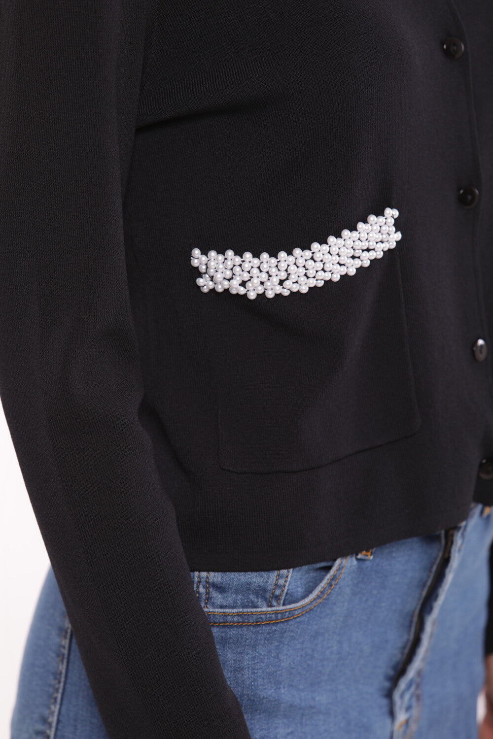 CARDIGAN CON PERLE SU TASCHE