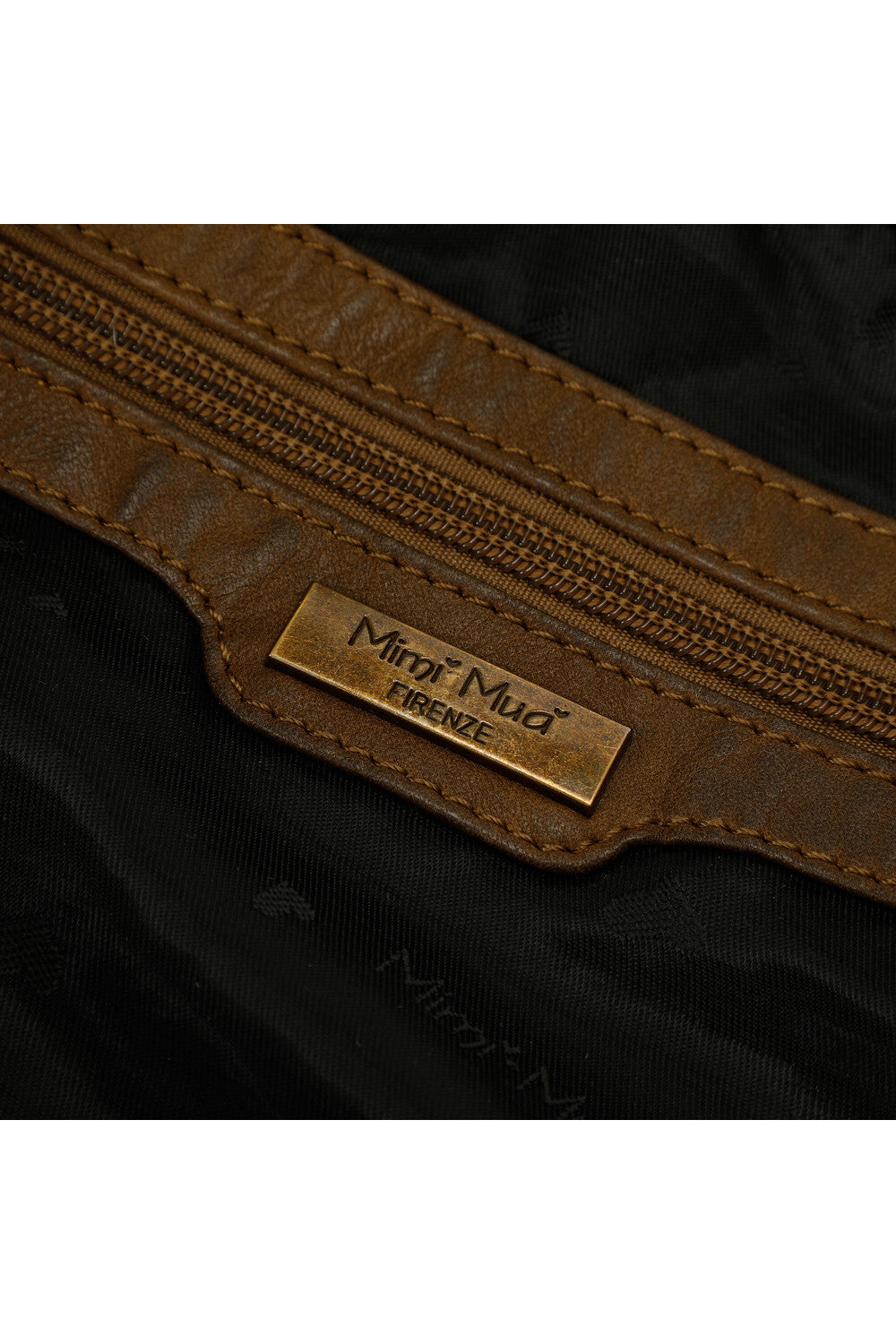 BORSA BAULETTO CON TASCHE