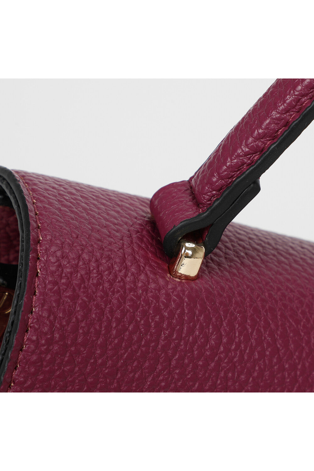 BORSA A BRACCIO CON PATTA E RIGA RIGIDA