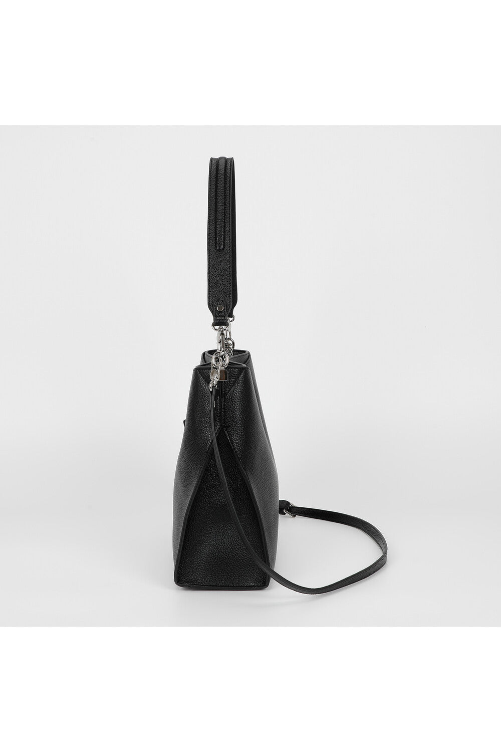 BORSA A SPALLA GRANDE CON BORDI NERI