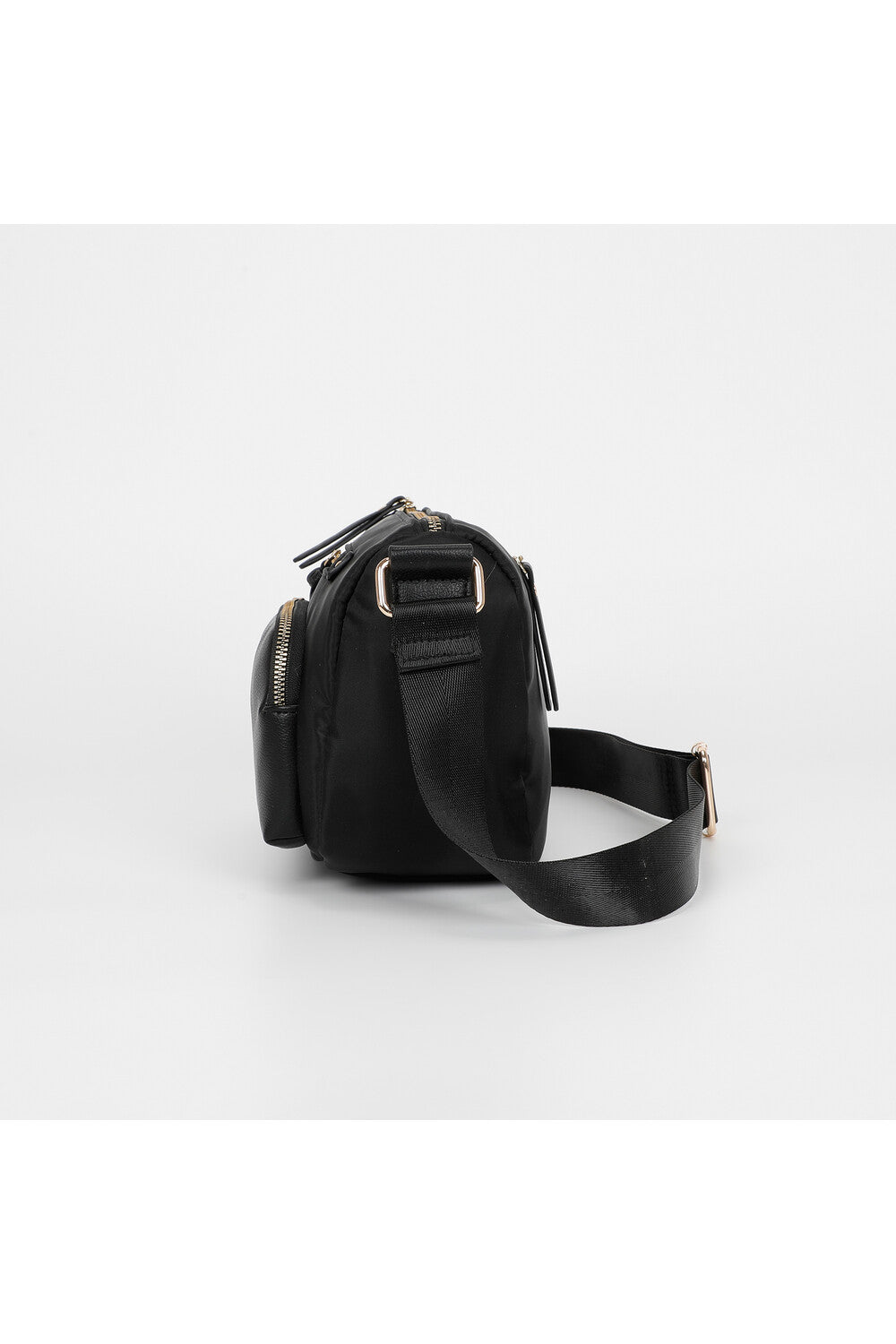 BORSA A TRACOLLA IN NYLON CON DETTAGLI IN PU