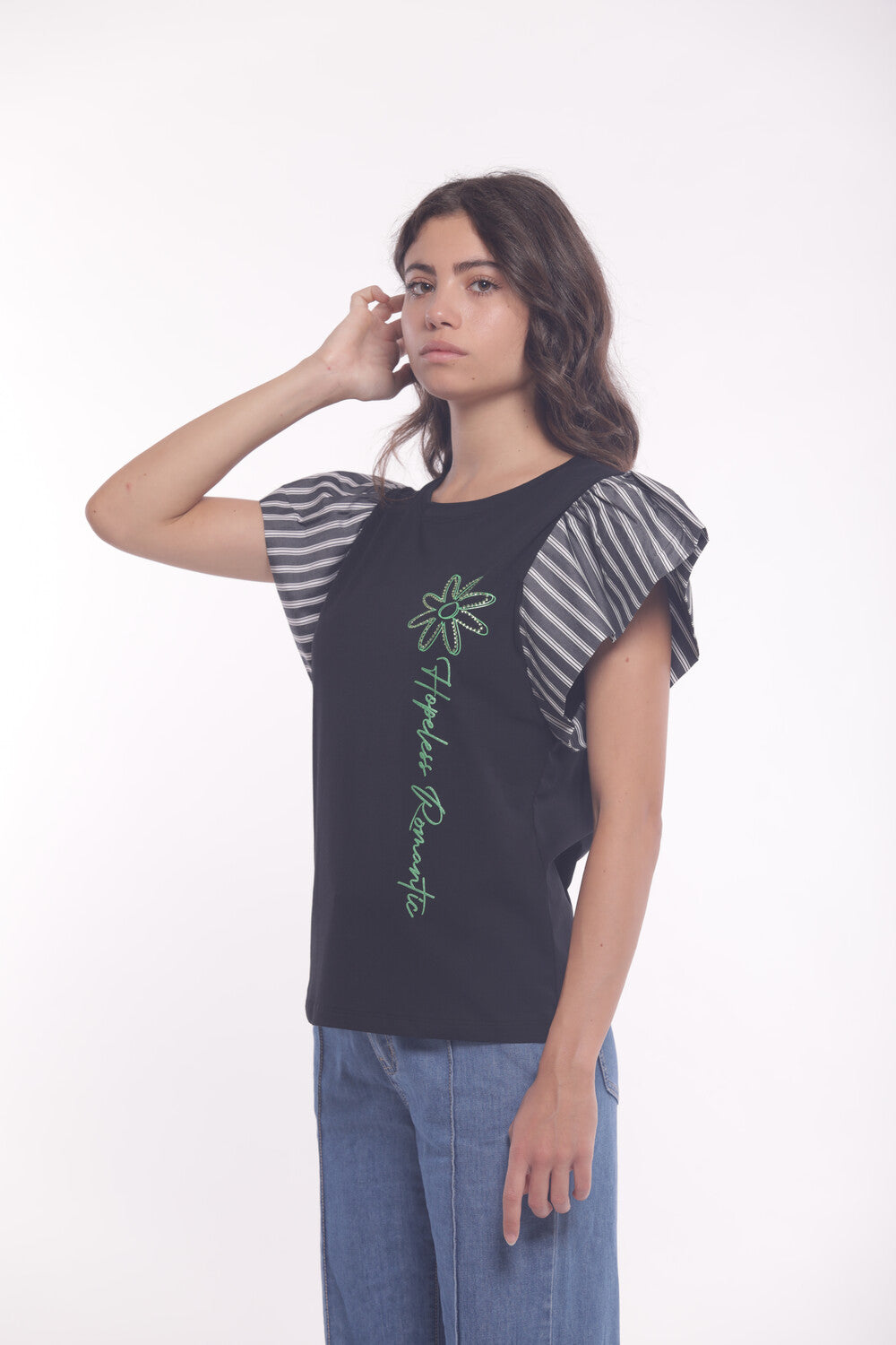 T-SHIRT CON MANICHE A RIGHE
