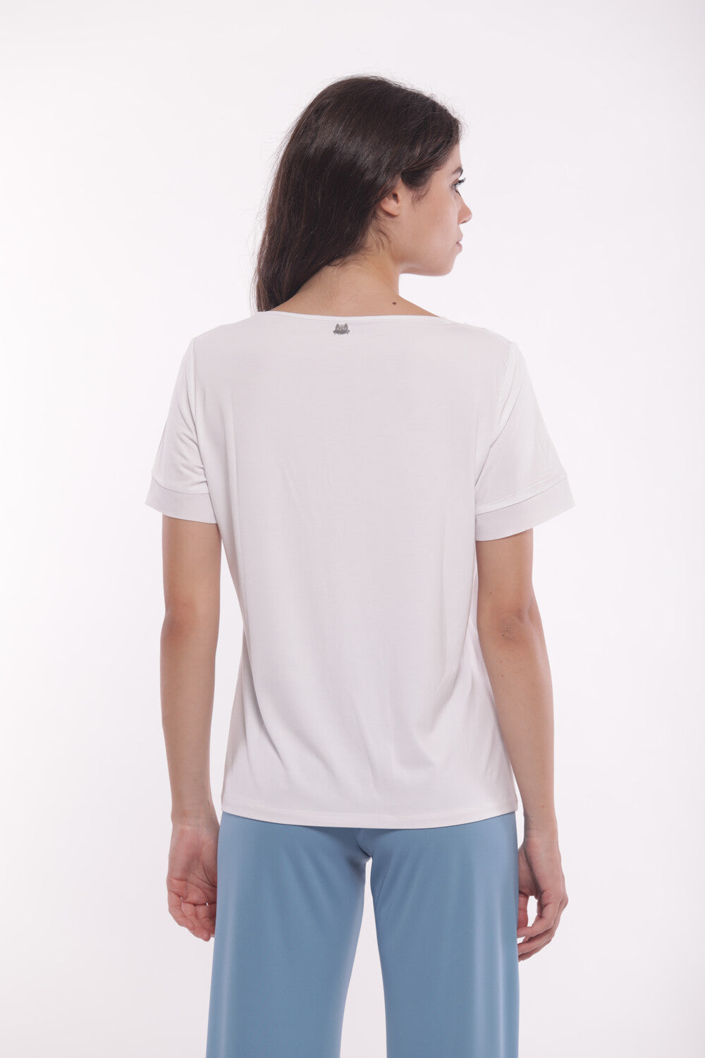 T-SHIRT SCOLLO A V CON DETTAGLI IN GEORGETTE