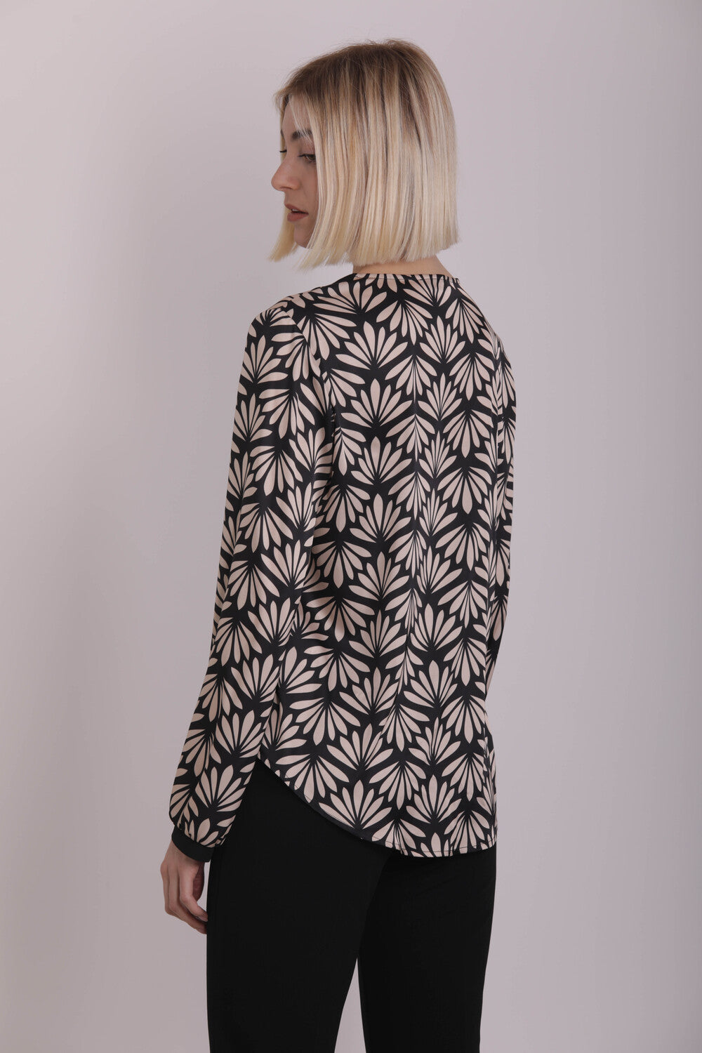 BLUSA SCOLLO A V FANTASIA FOGLIE