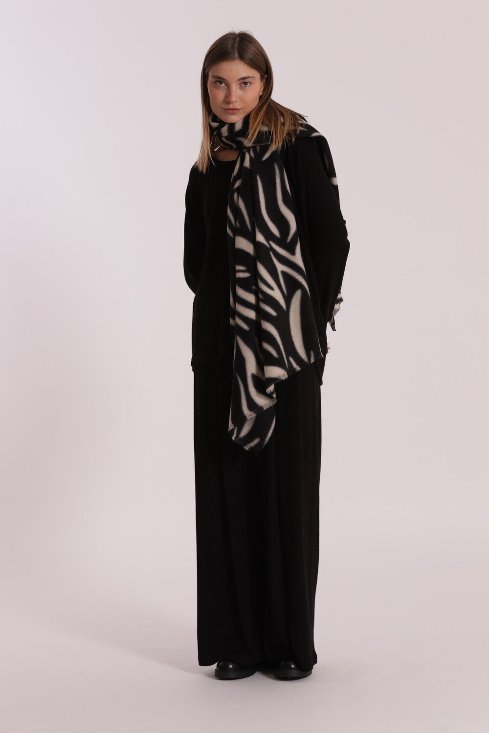 PANTALONE PALAZZO IN MAGLIA A COSTE