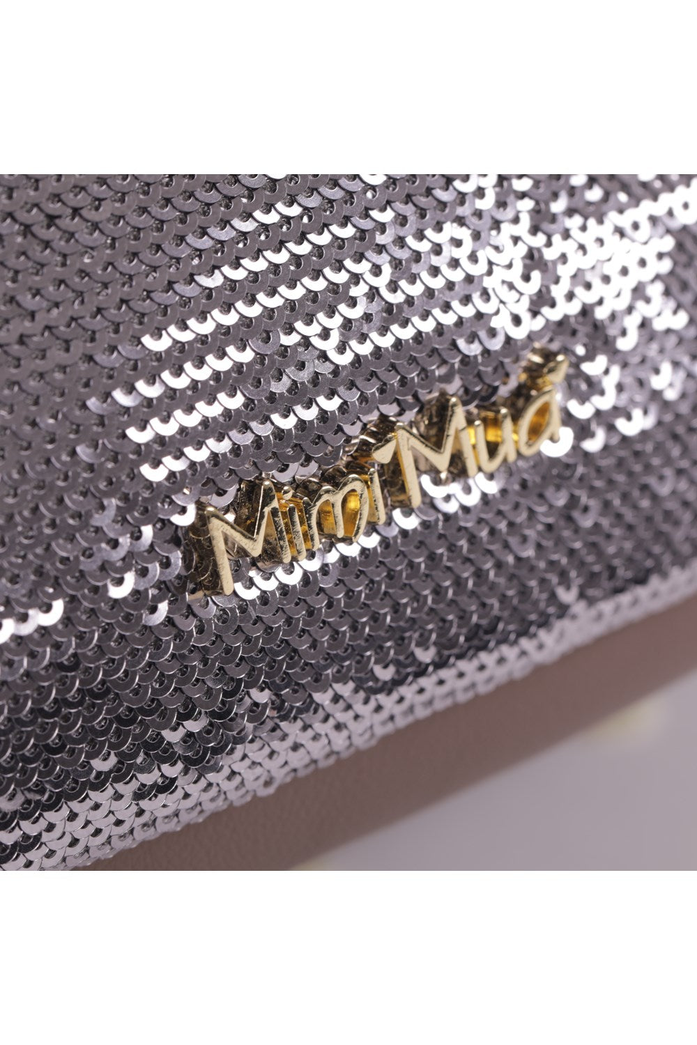 BORSA A TRACOLLA CON DETTAGLIO IN PAILLETTES