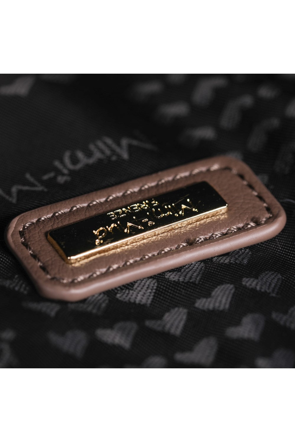 BORSA A TRACOLLA CON DETTAGLIO IN PAILLETTES