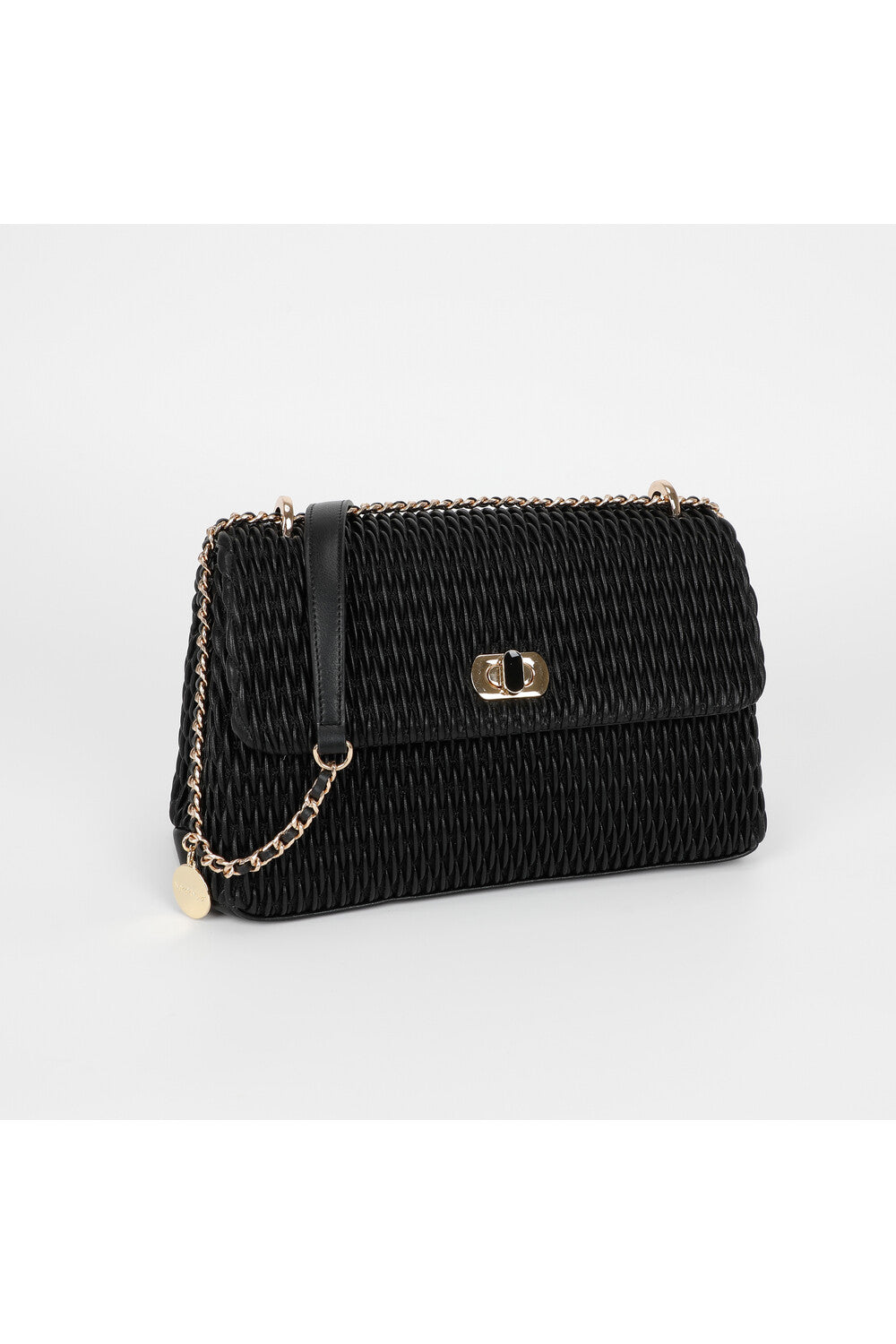 BORSA A SPALLA TRAPUNTATA