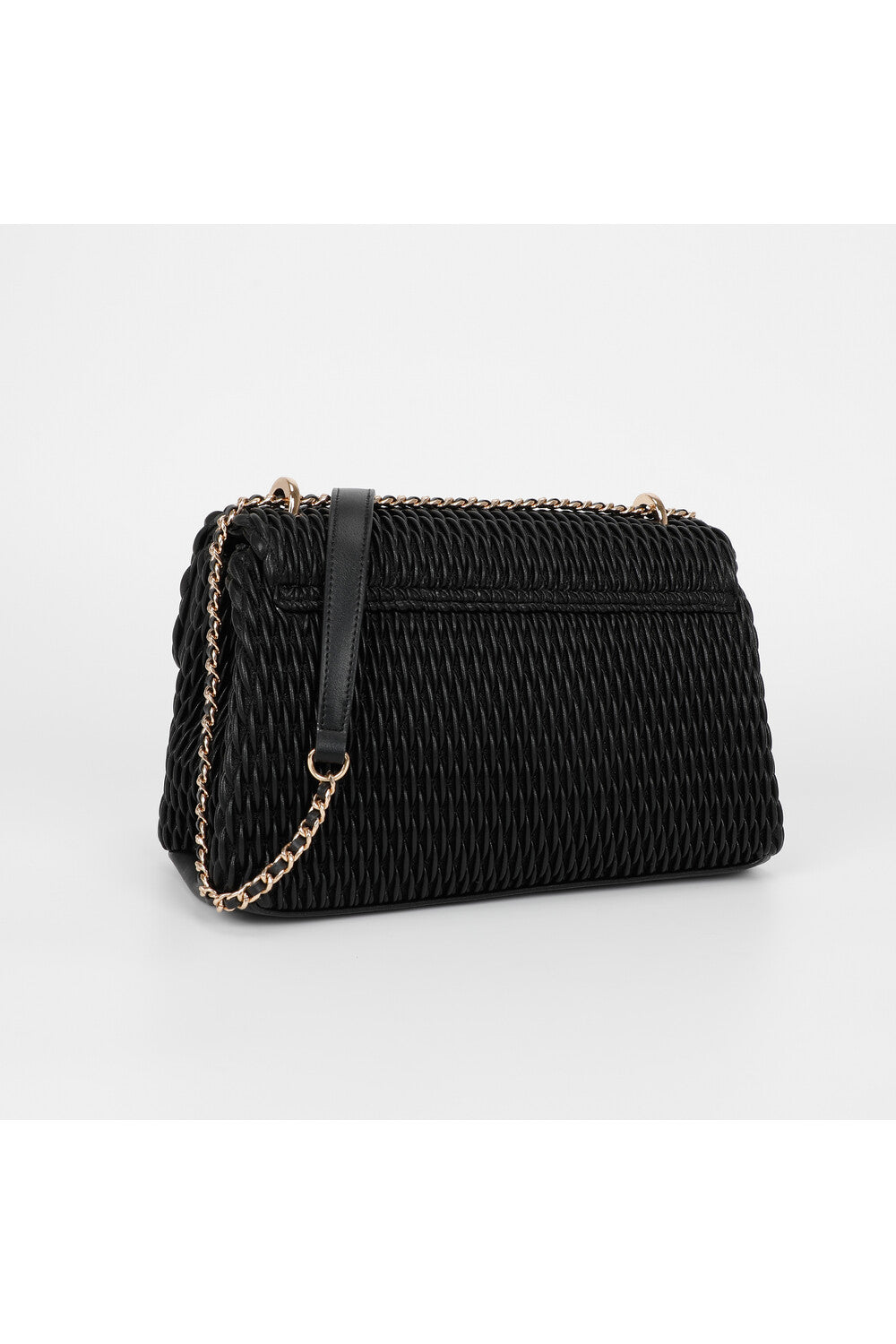 BORSA A SPALLA TRAPUNTATA