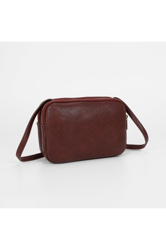 BORSA A TRACOLLA CON ACCESSORI IN OTTONE