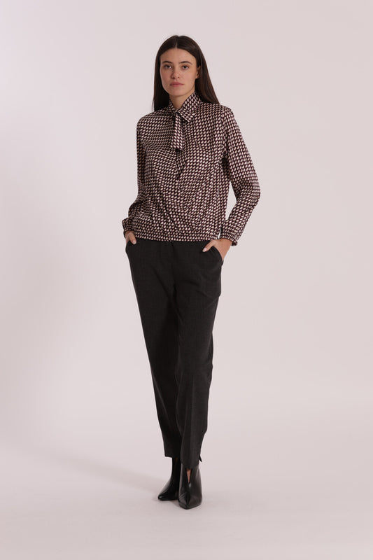 PANTALONE SIGARETTA ELASTICO DIETRO IN TESSUTO FIAMMATO