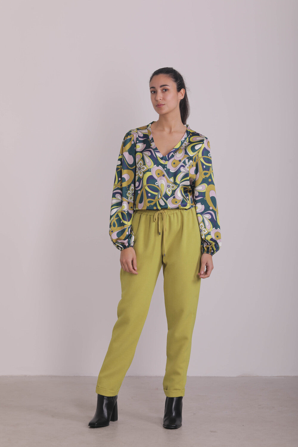 PANTALONE JOGGER IN TESSUTO FIAMMATO