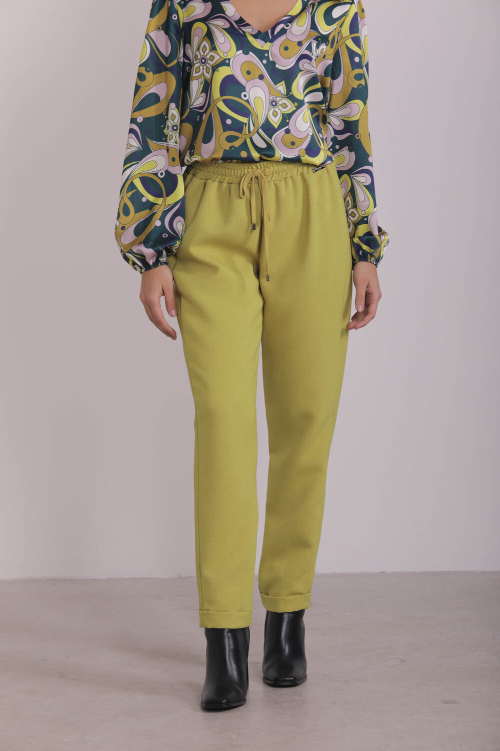 PANTALONE JOGGER IN TESSUTO FIAMMATO