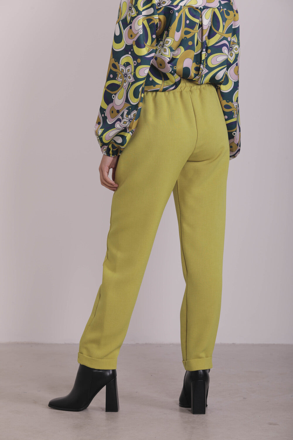 PANTALONE JOGGER IN TESSUTO FIAMMATO