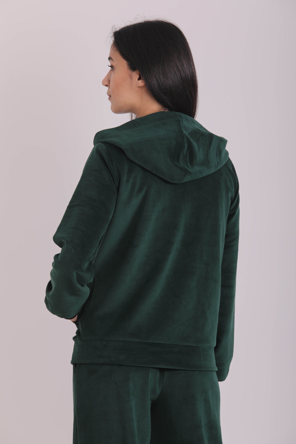 FELPA CON ZIP E CAPPUCCIO EFFETTO VELLUTO