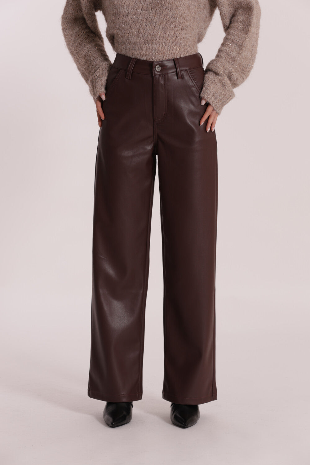 JEANS WIDE LEG SIMIL PELLE