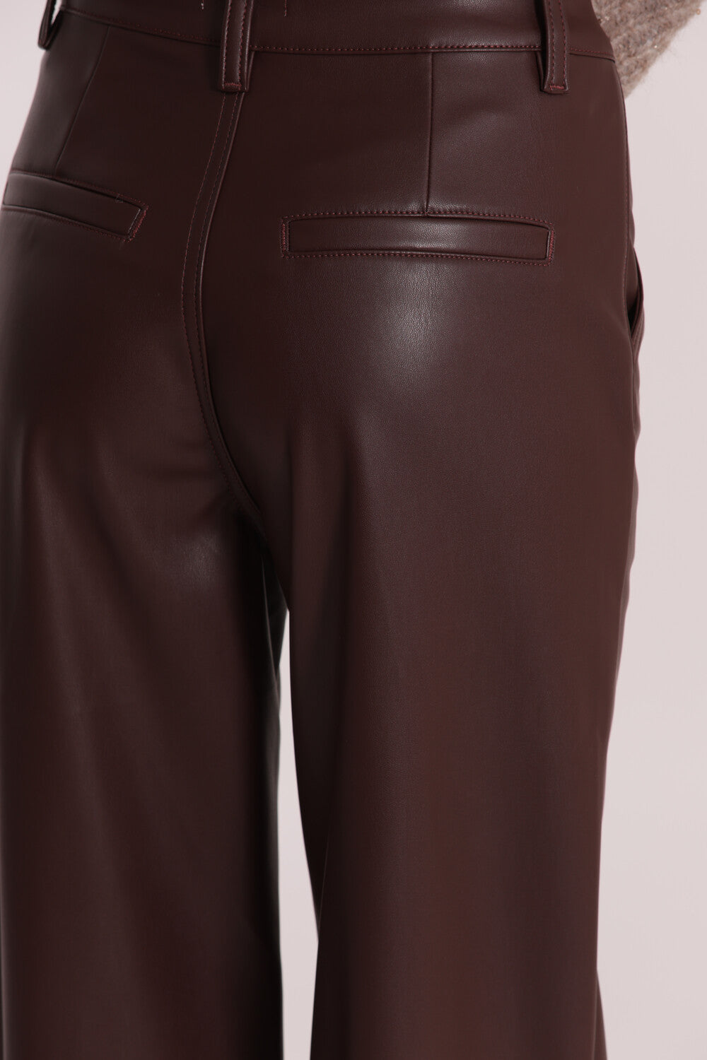 JEANS WIDE LEG SIMIL PELLE