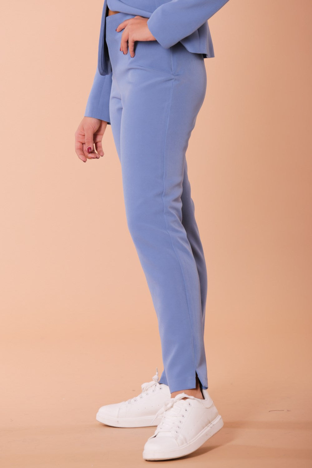 Pantalone a sigaretta
