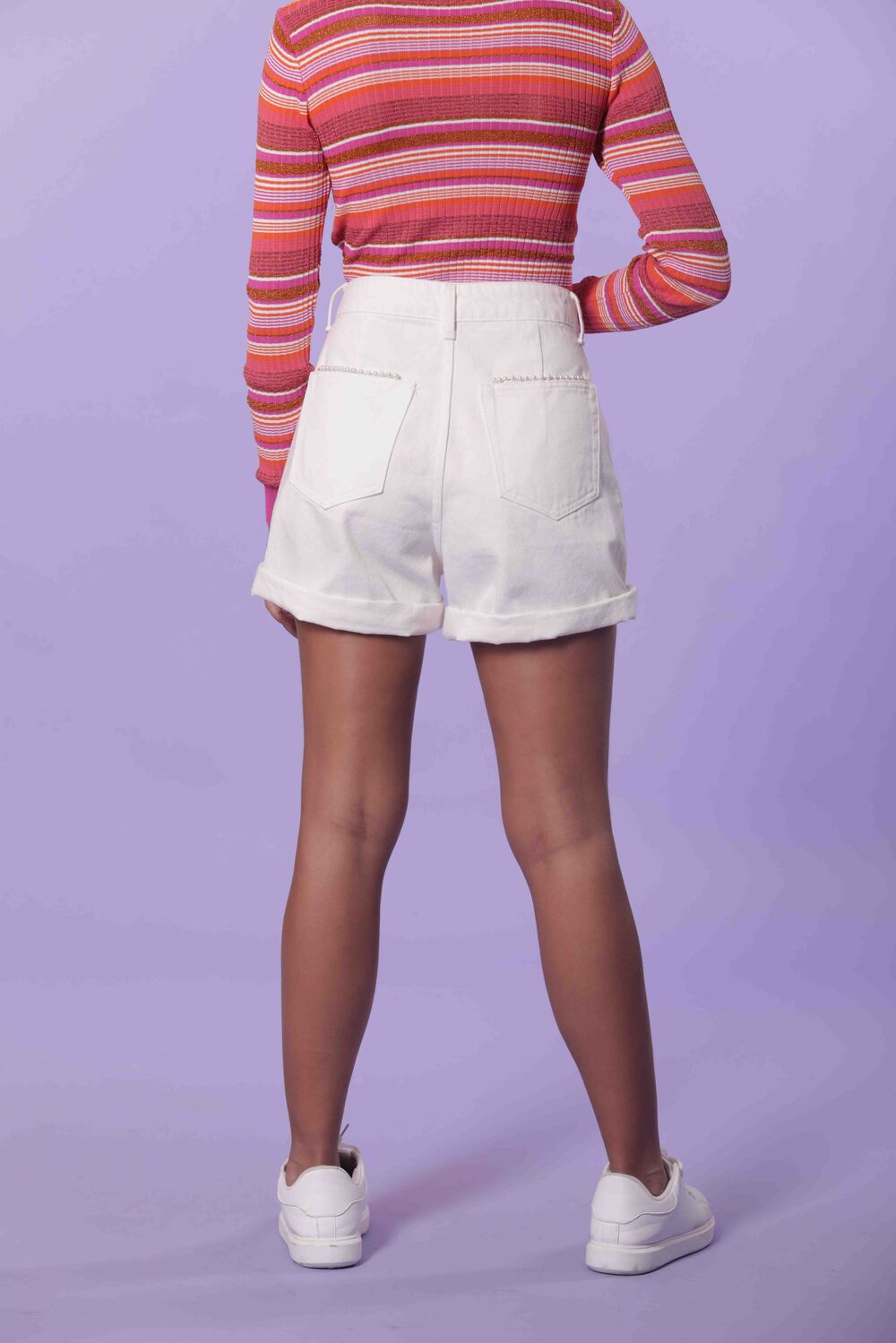 JEANS SHORT CON DETTAGLI PERLE