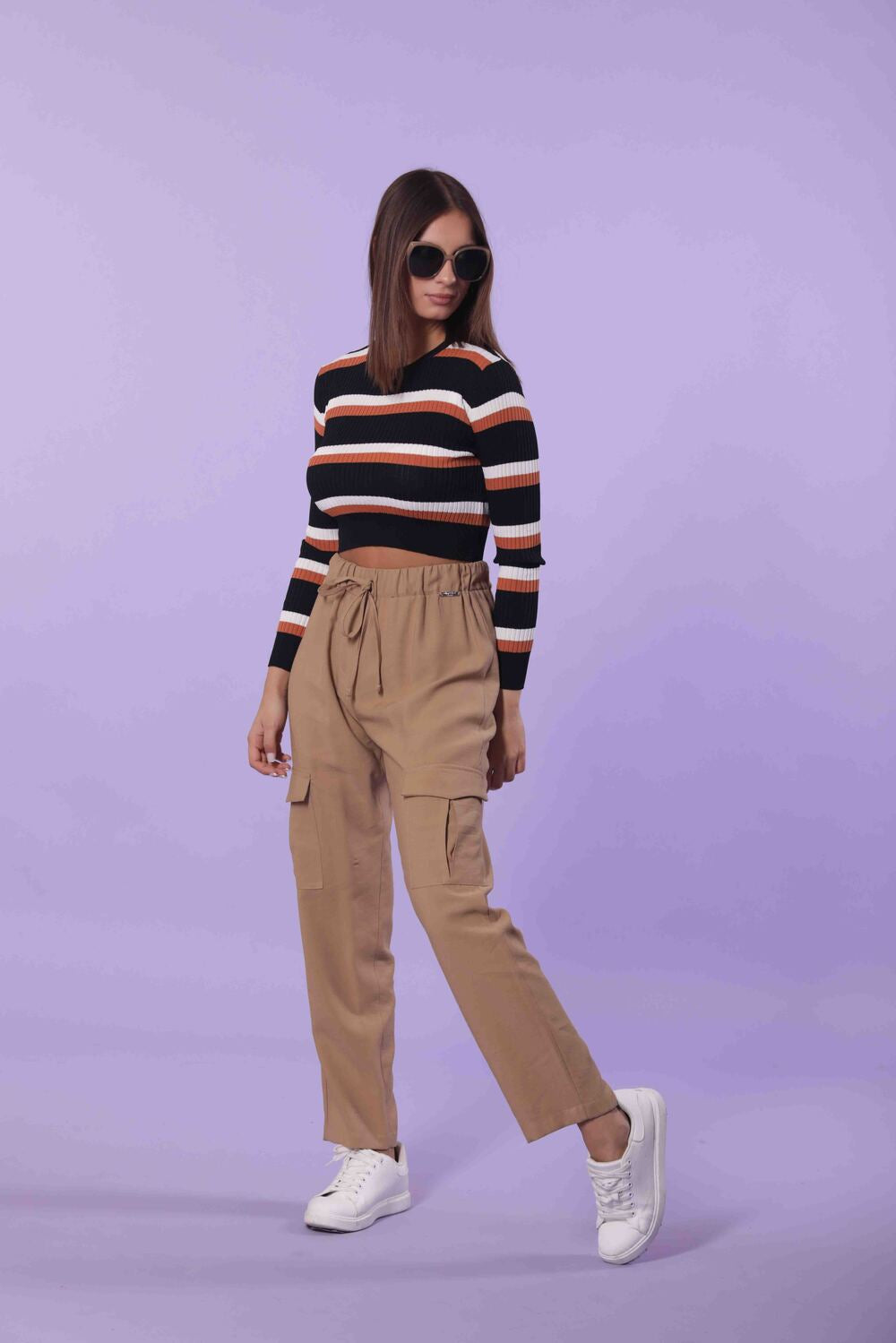 PANTALONE JOGGER CON TASCHE.