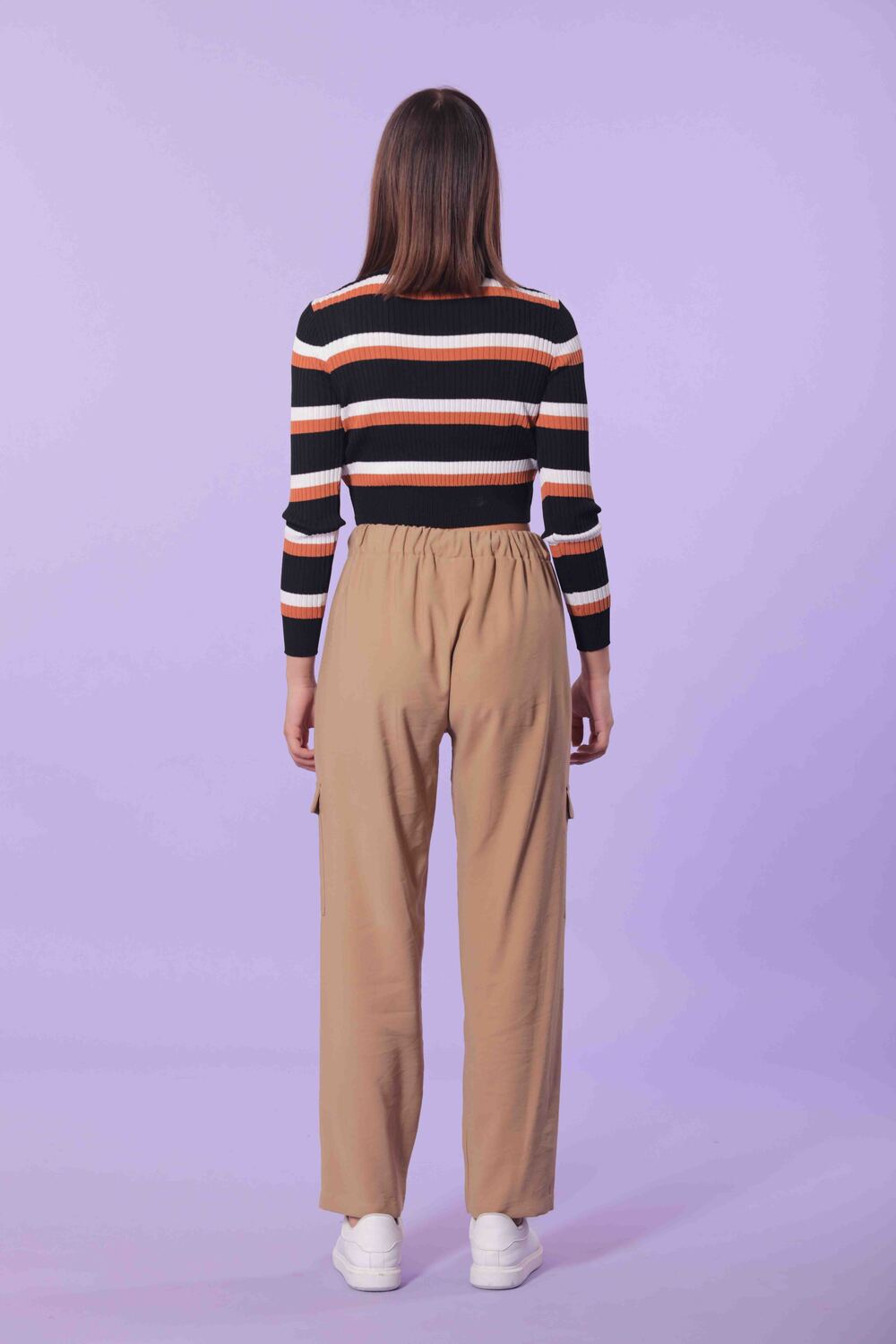 PANTALONE JOGGER CON TASCHE.